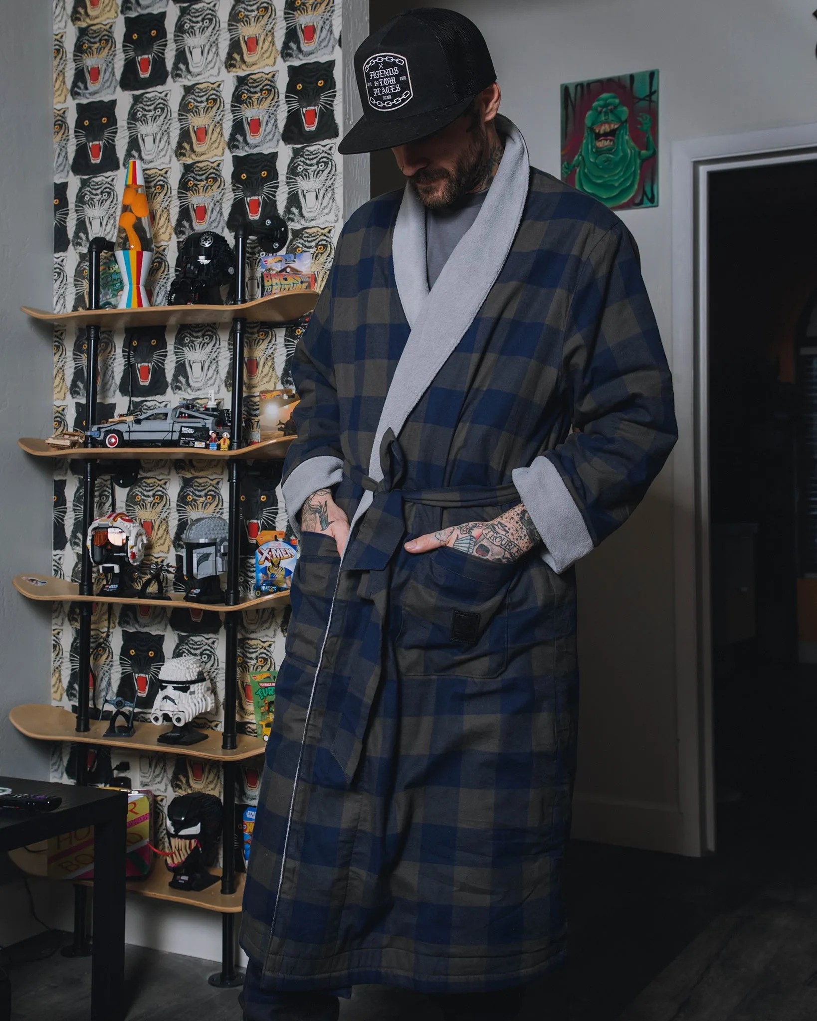 0 Dark 30 Fleece-Lined Robe