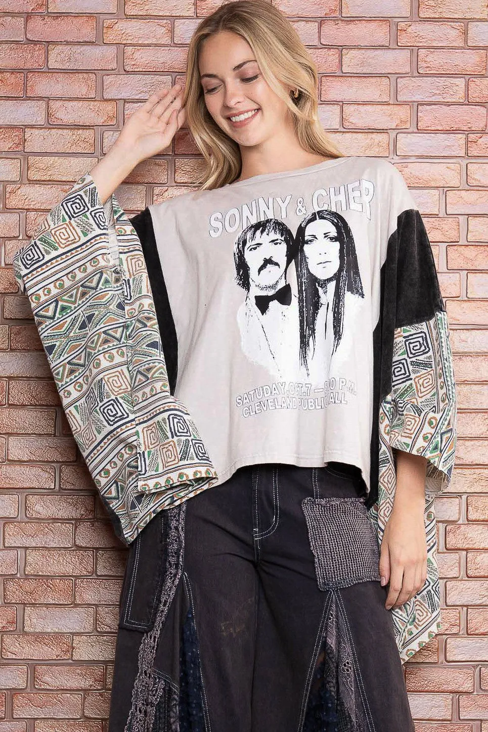 BlueVelvet Sonny & Cher Print Top with Mixed Print Sewn Poncho Sleeves in Light Grey