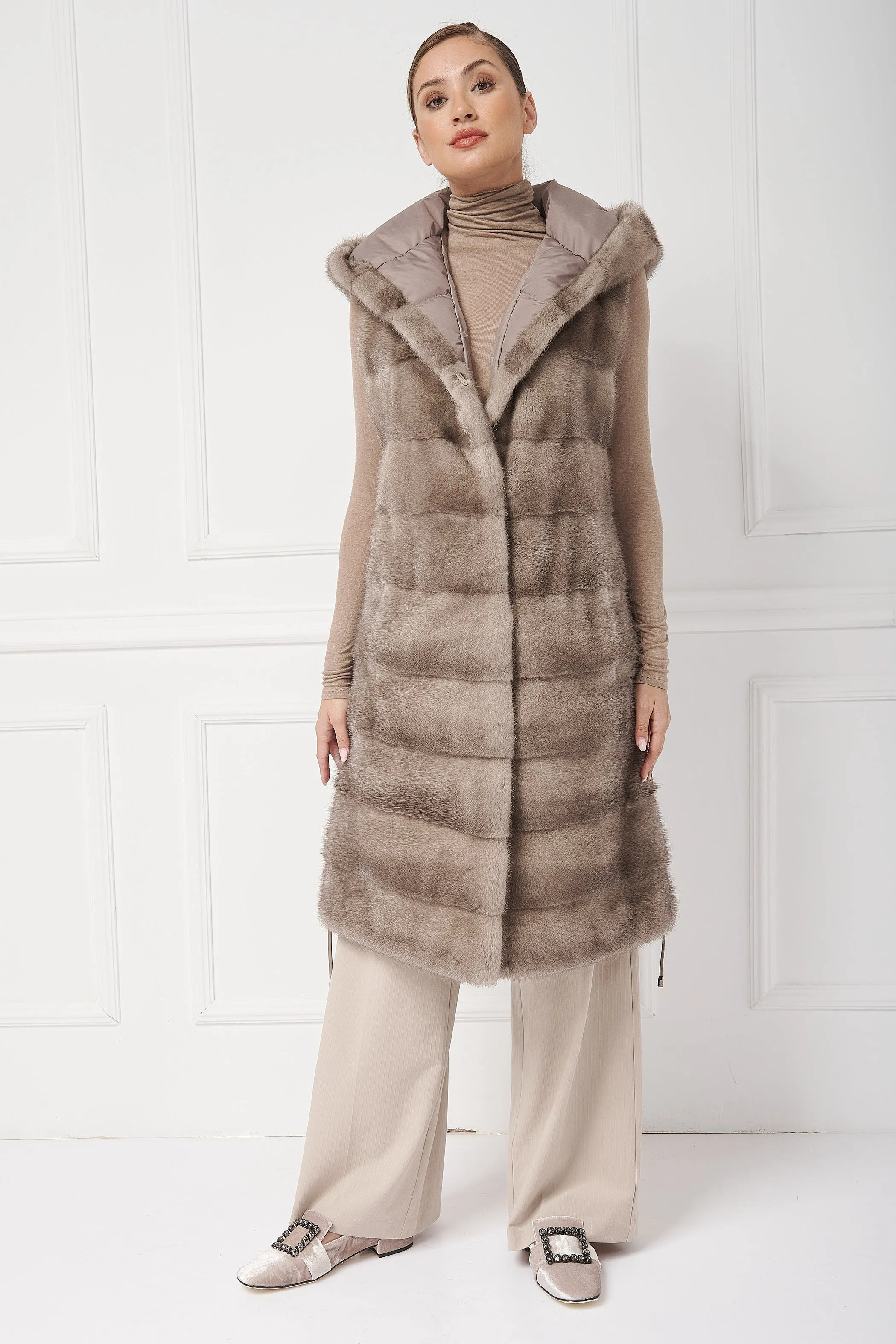 Down hooded coat with mink