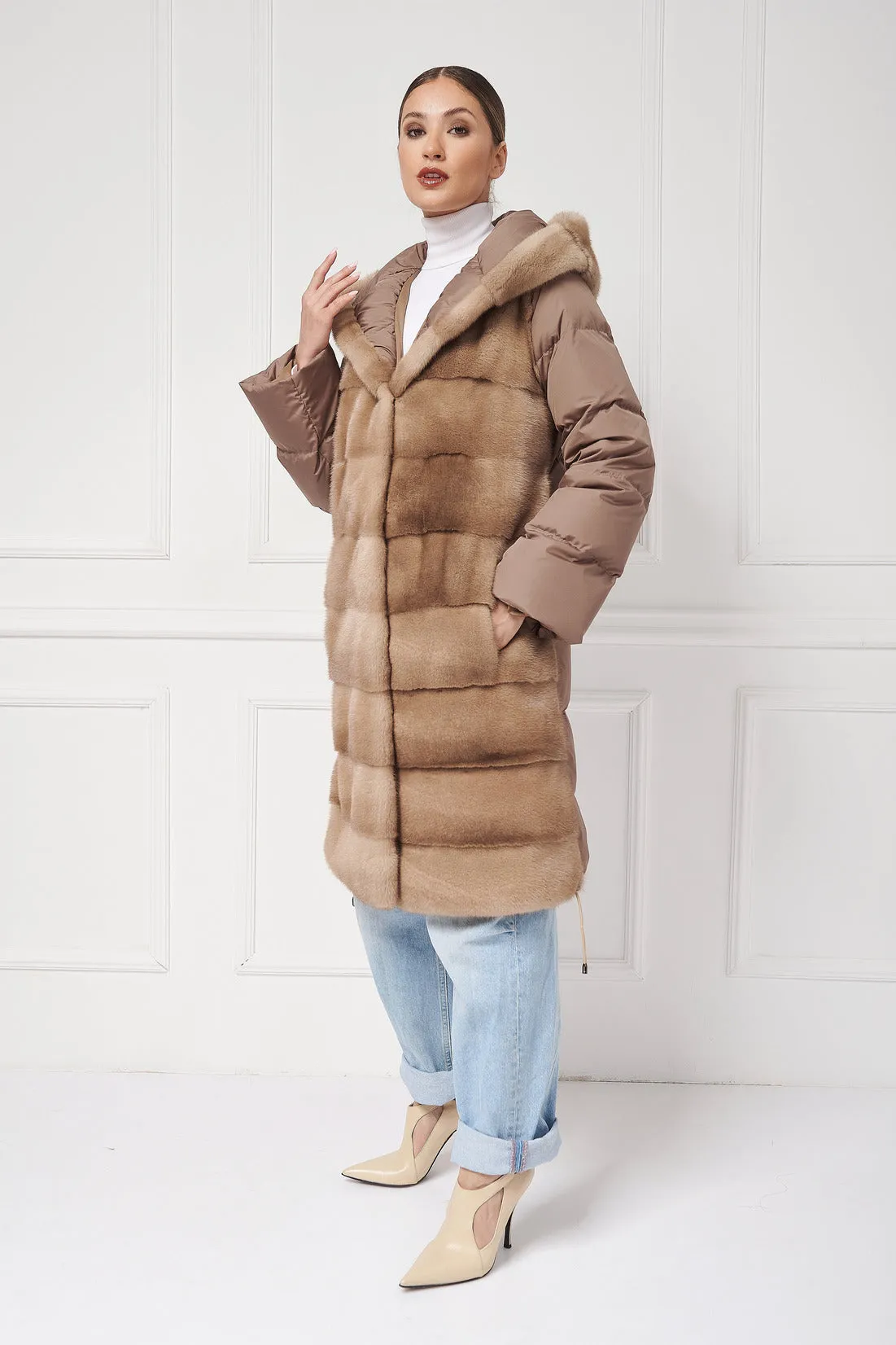 Down hooded coat with mink