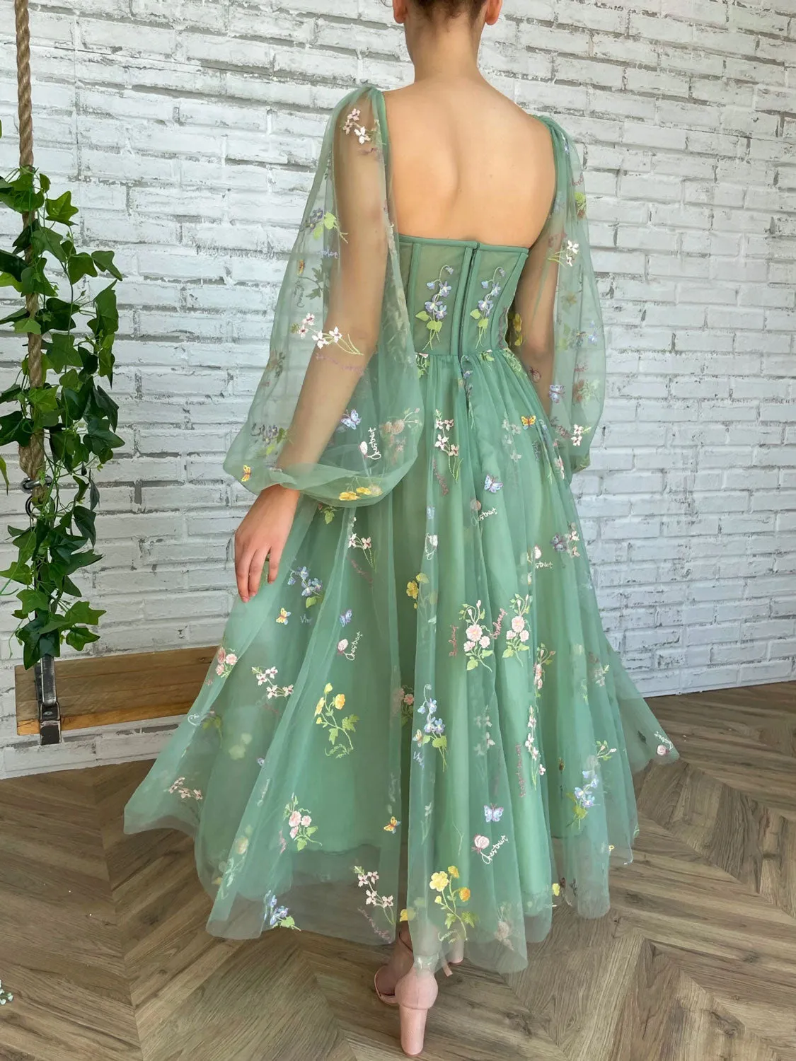 Elegant green long sleeves tulle tea length prom dress, green evening dress