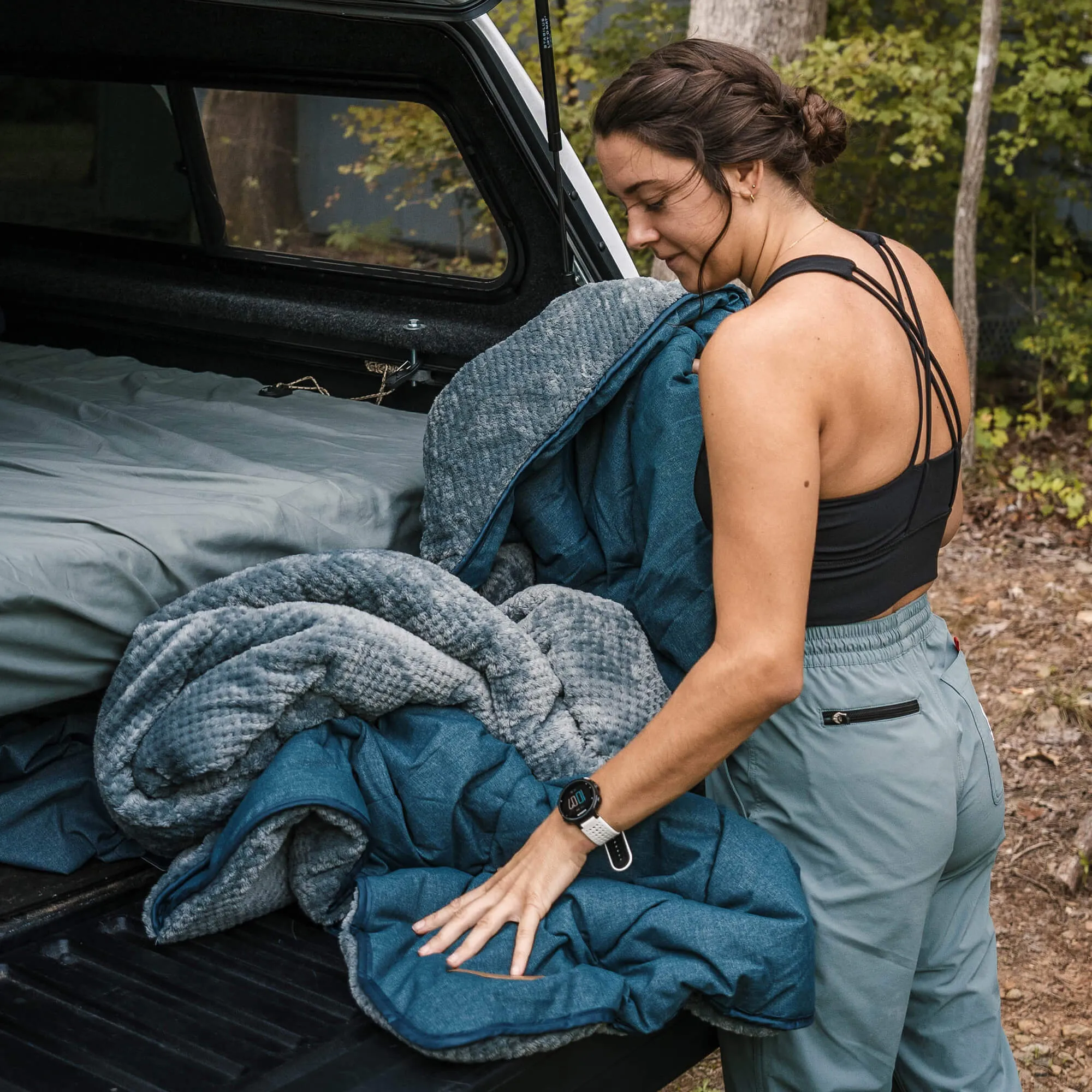 Homestead Cabin Comforter Blanket