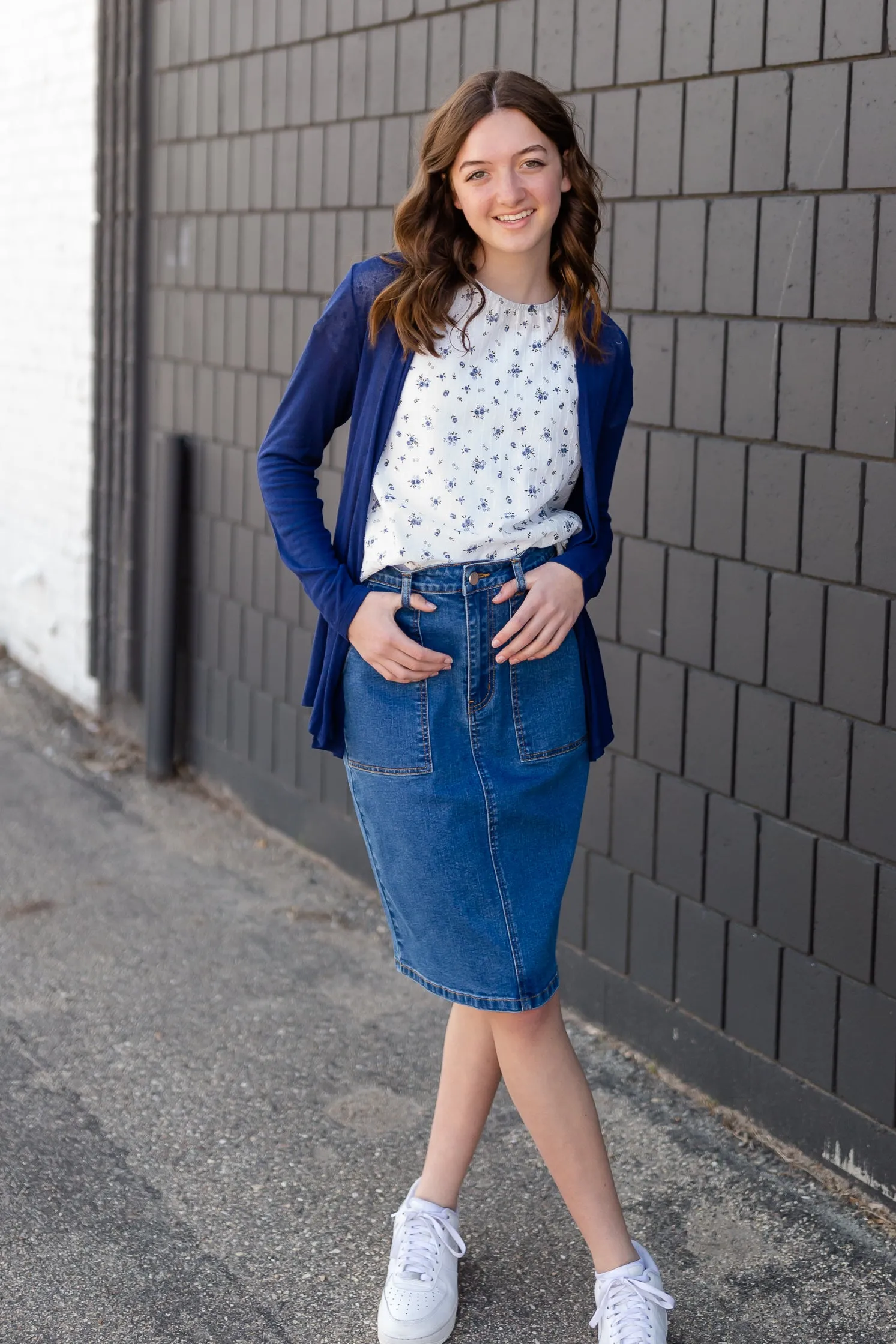 Lightweight Navy Basic Cardigan