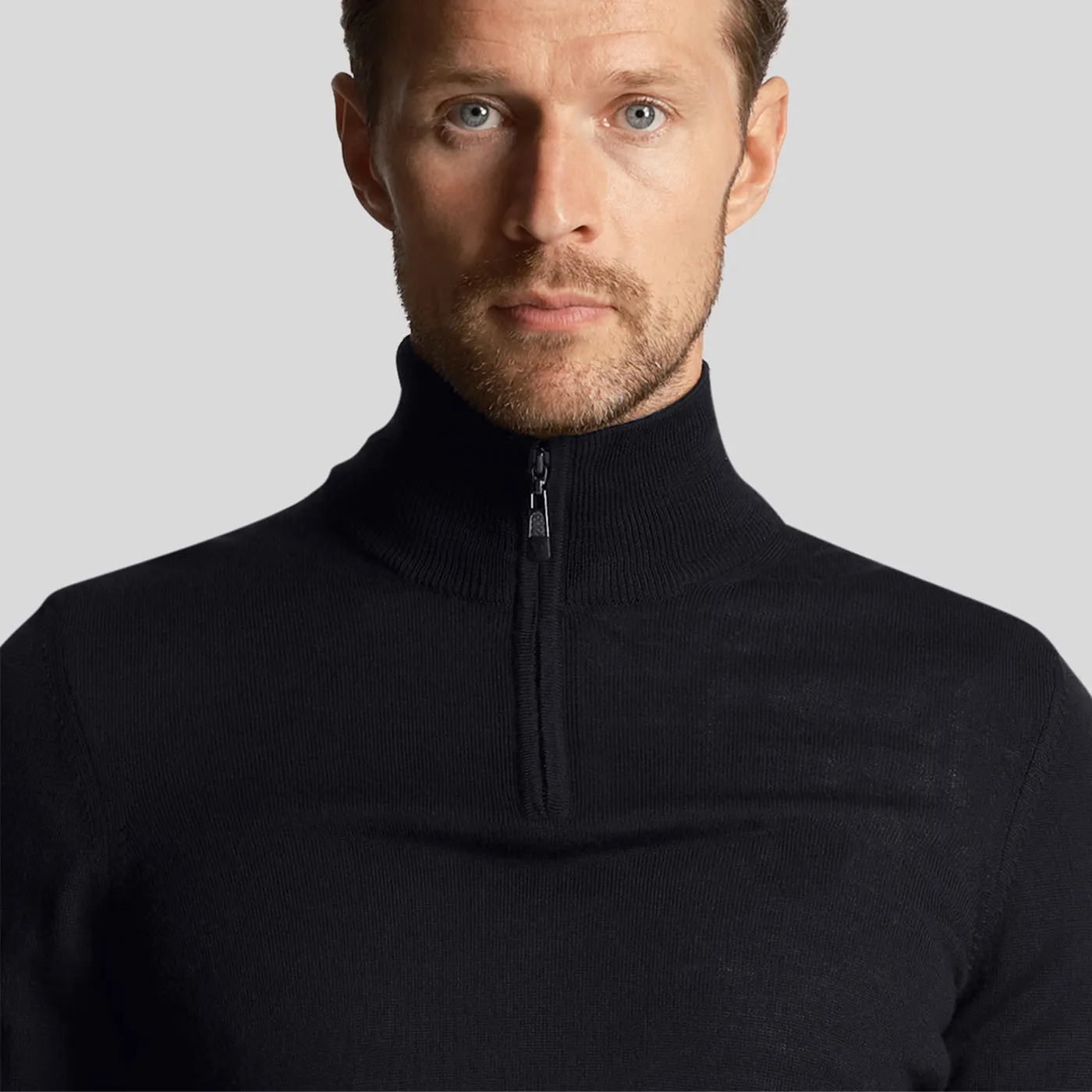 Lyle & Scott Tonal Eagle 1/4 Zip Knit - Dark Navy