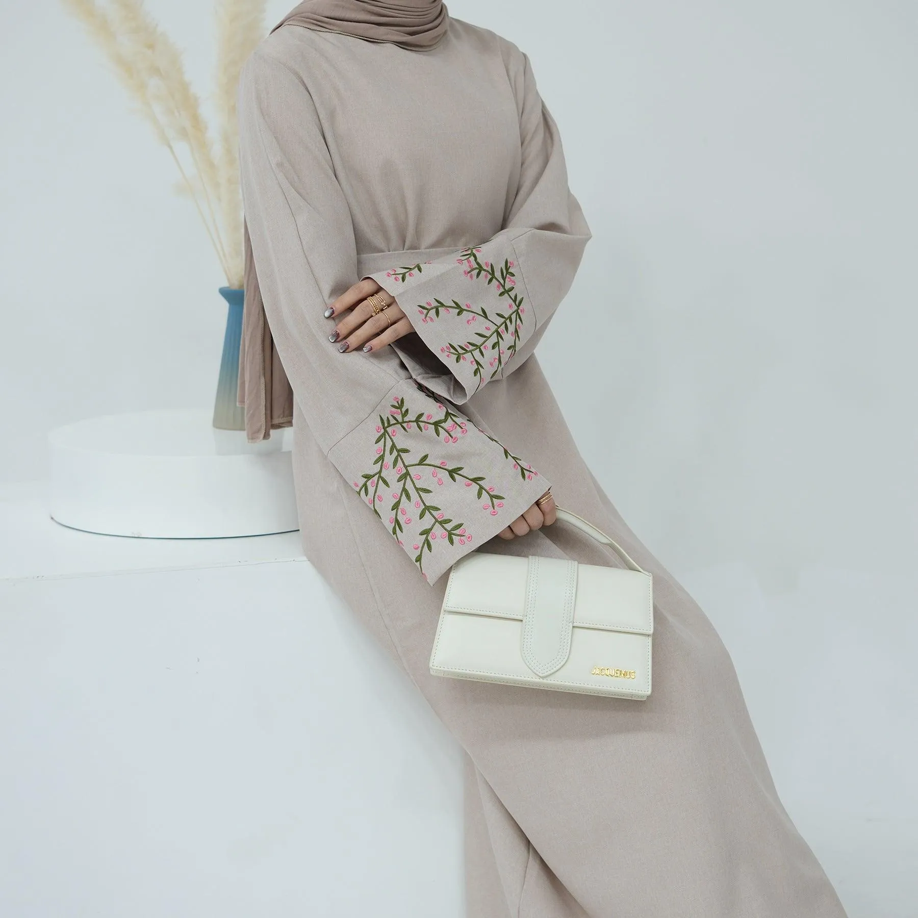 MA058 Floral Embroidery Elegant Abaya